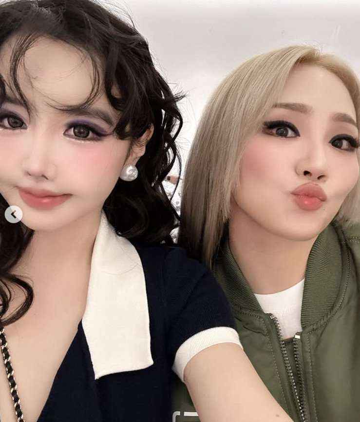 박봄, CL과 투샷 공개하며 "필터 안써요" 해명 [N샷]