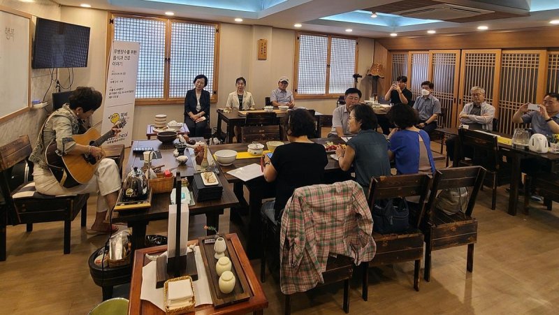 한국액티브시니어협회가 진행한 문화 활동 (출처=연합뉴스)