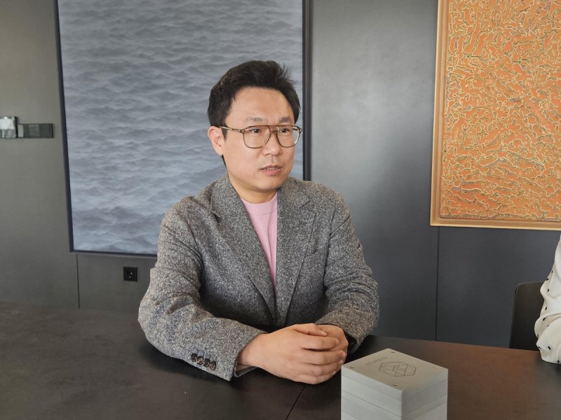 인터뷰하는 조성익 텔레픽스 대표 (출처=연합뉴스)