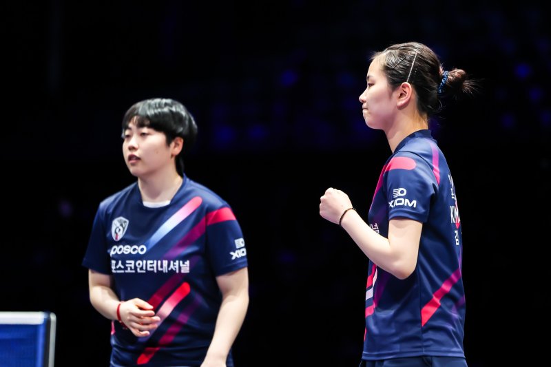 [서울=뉴시스] 월드테이블테니스(WTT) 컨텐더 타이위안 2025 여자복식에 출전한 김나영과 유한나. (사진=WTT SNS 캡처) *재판매 및 DB 금지
