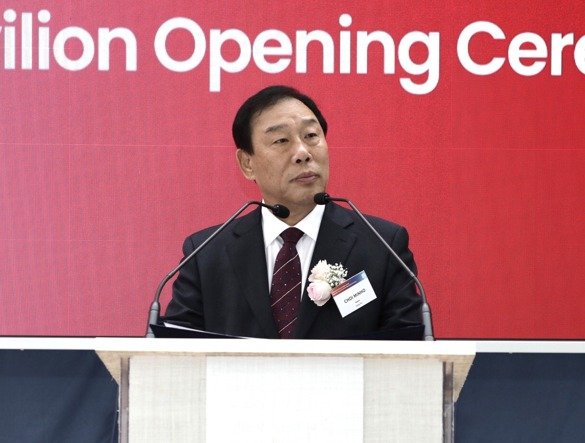 최민호 세종시장이 13일 '2025 오사카 간사이 엑스포' 한국관 개관식에 참석해 축사를 하고 있다. (세종시 제공. 재판매 및 DB금지)