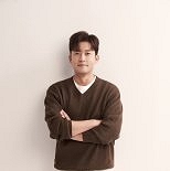 ′프리 선언′ 김대호, 새 프로필 공개…′예능 블루칩′ 활약 예고