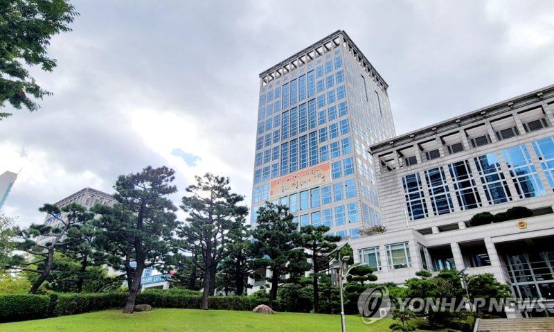 부산시청 (출처=연합뉴스)