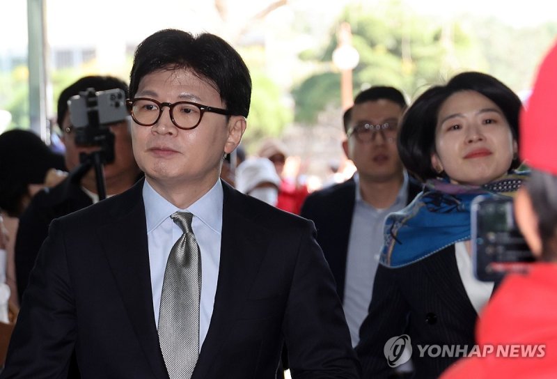 소통관 향하는 한동훈 전 대표 (출처=연합뉴스)