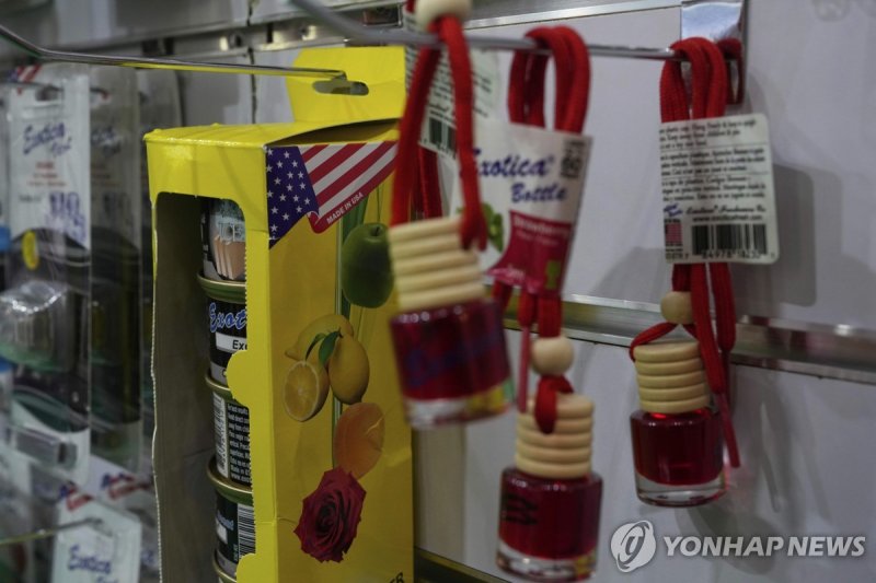 중국 국제박람회장에 전시된 미국 업체 제품 (출처=연합뉴스)