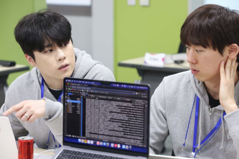 LG는 경기도 이천 LG인화원에서 LG 에이머스 해커톤을 진행했다. (사진제공 = LG)