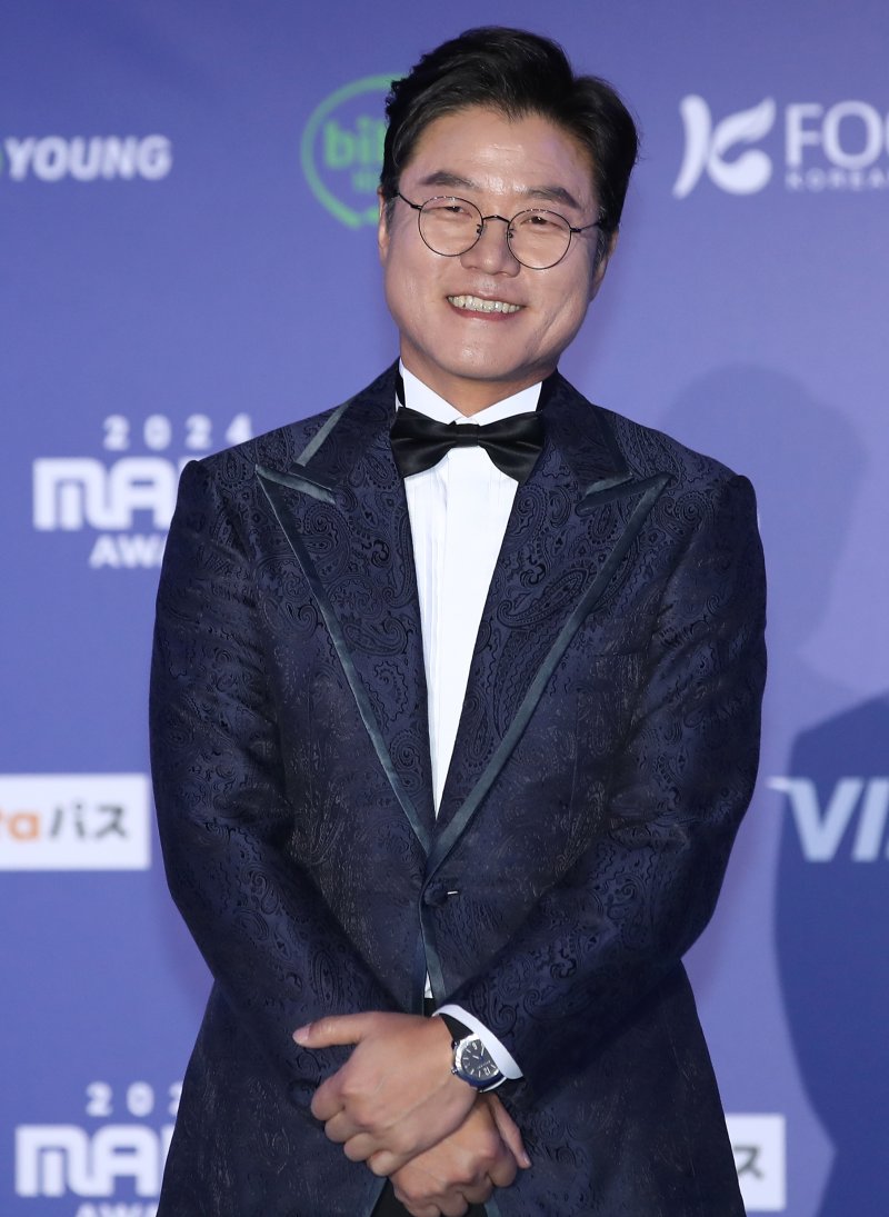 나영석 PD, 비행기에서 만취승객 온몸으로 막아 훈훈 미담
