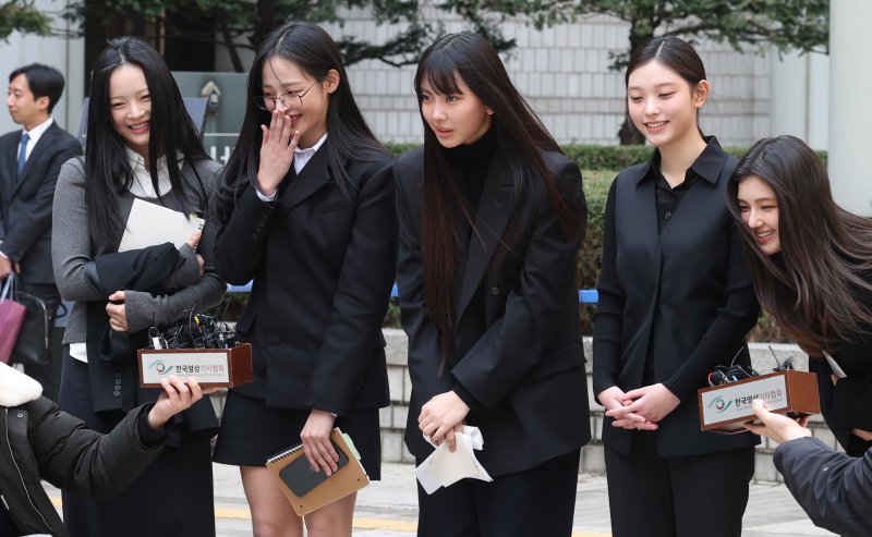 뉴진스, 독자활동 금지 유지…法 "이의신청 기각"