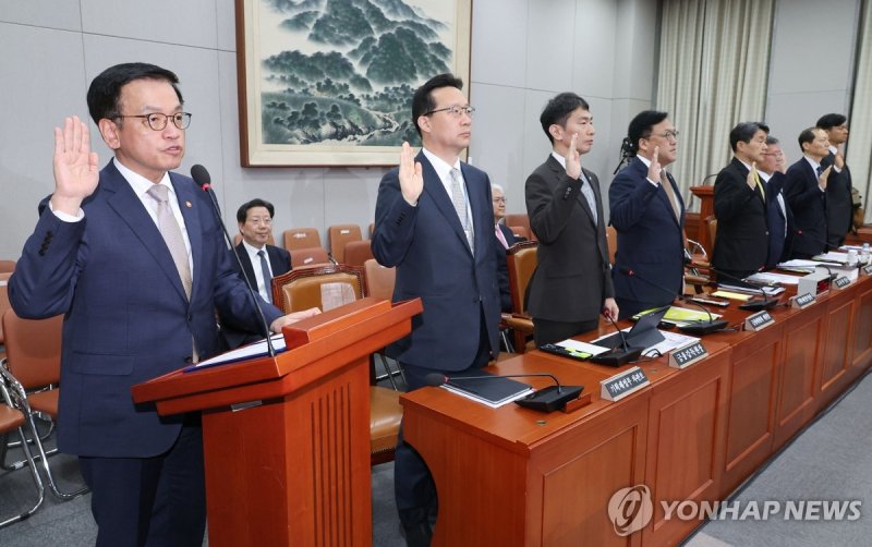 선서하는 최상목 부총리 (출처=연합뉴스)