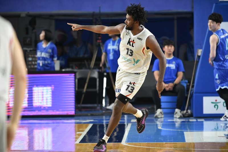 [서울=뉴시스] 프로농구 수원 KT의 레이션 해먼즈. (사진=KBL 제공)