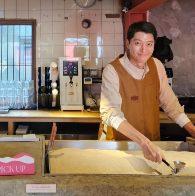 "밤 11시까지 공사에 잠도 못 잤다" 이동건 카페가 왜?