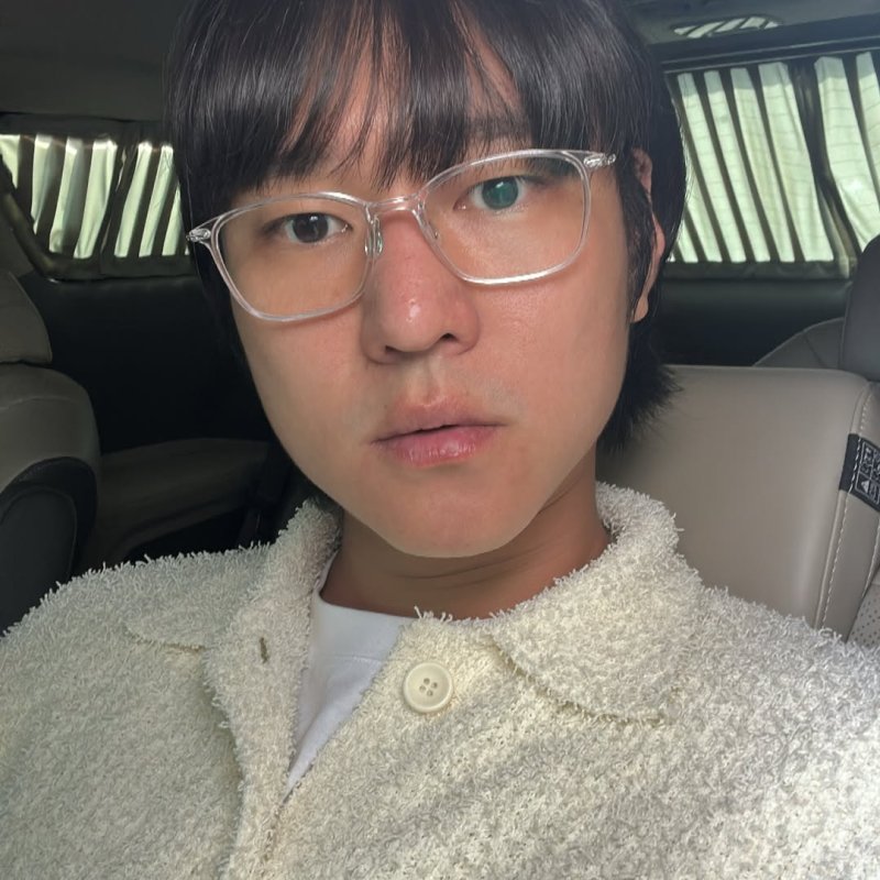 "작품 안 들어온다" 고경표, 턱선 날렵해진 근황