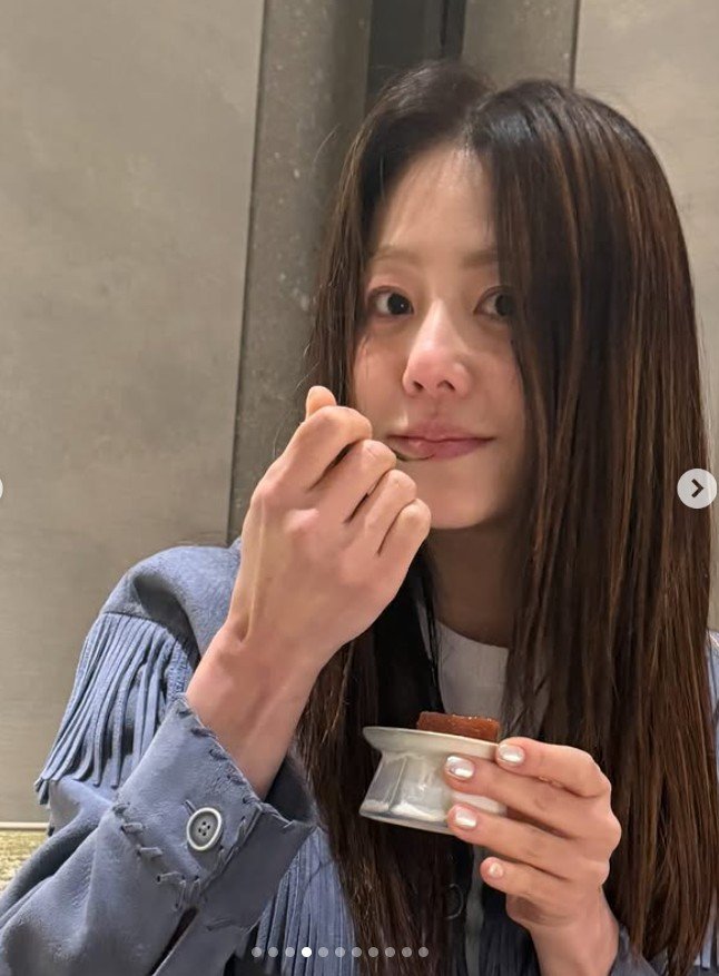 고현정, 공항서 뽐낸 뼈말라 몸매…극강의 청순미