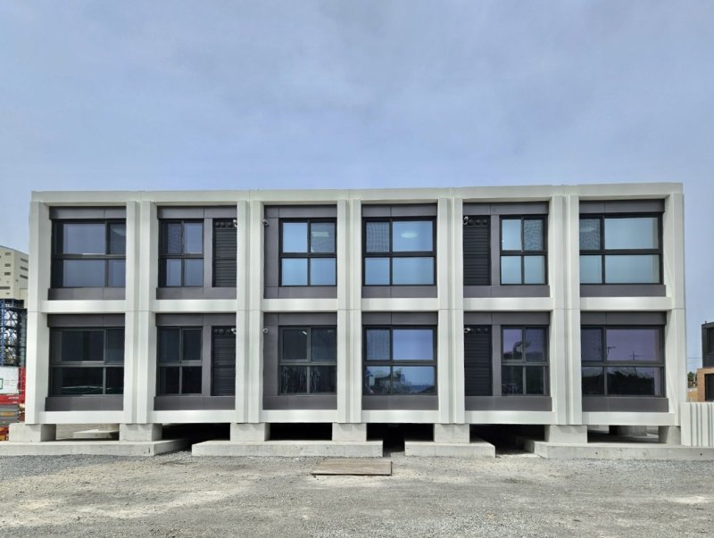 LH, 국내 최고층 의왕초평 모듈러주택 성능 품평회