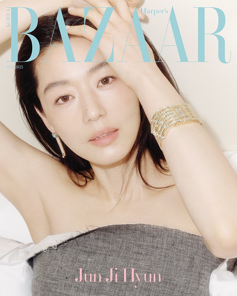 전지현, 누드톤 오프숄더 드레스로 뽐낸 섹시미 "관리? 꾸준함 가장 중요"