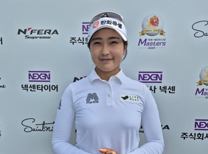 포즈 취하는 '바람의 여왕' 김민주 (출처=연합뉴스)