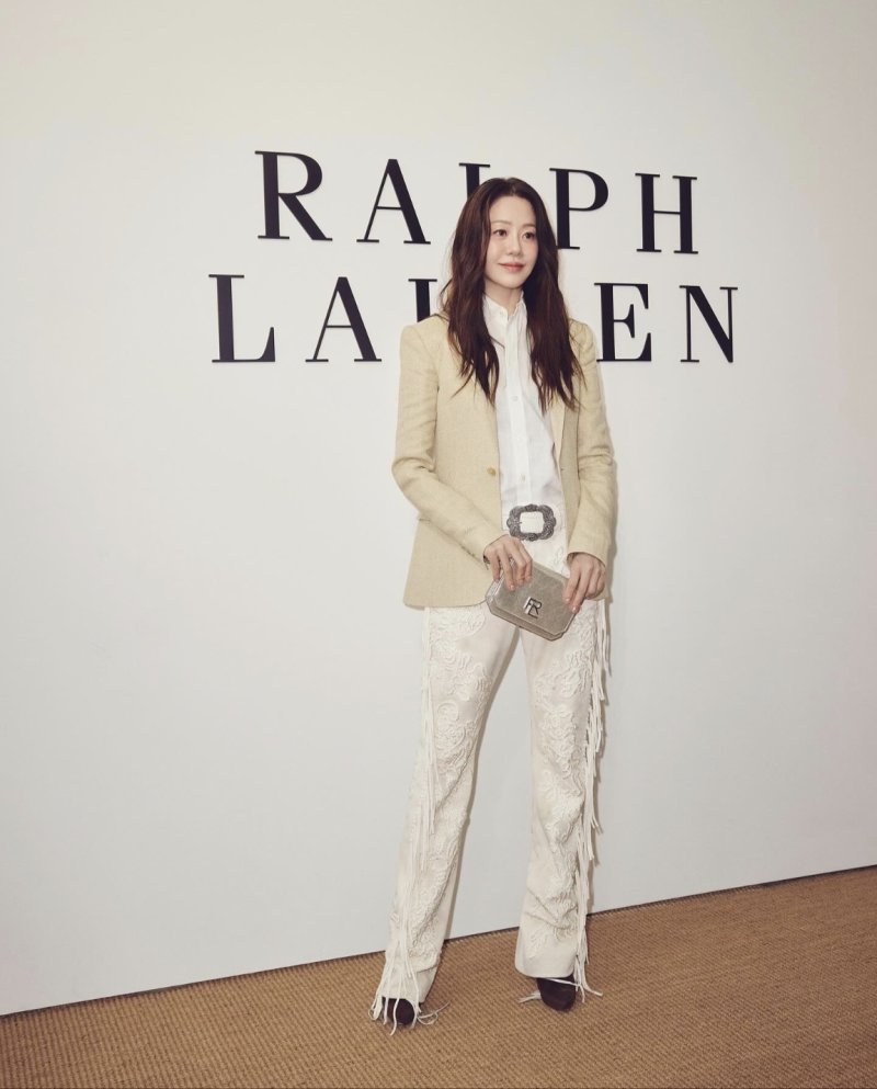 54세 고현정, 뉴욕 빛낸 미모…여대생 비주얼