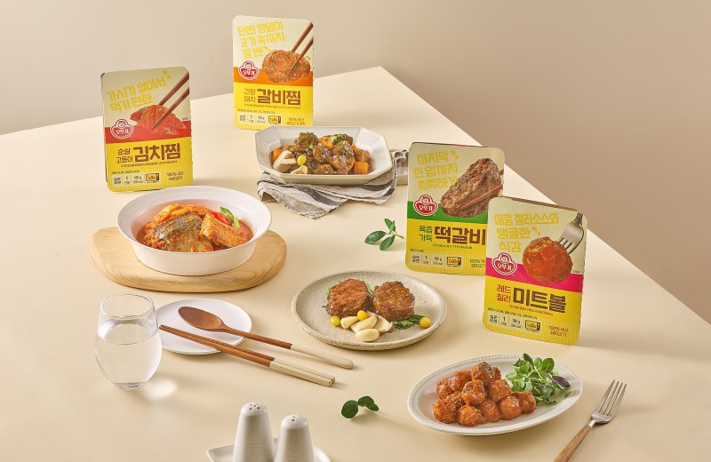 오뚜기 렌지류 신제품 4종 연출컷.(오뚜기 제공)