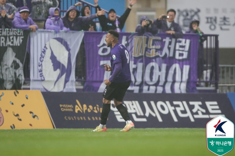[서울=뉴시스]K리그1 FC안양 모따. (사진=한국프로축구연맹 제공)