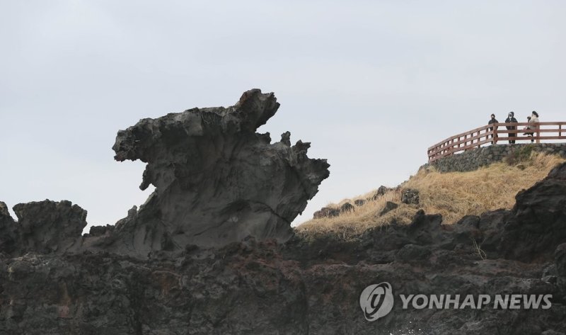 잔뜩 흐린 제주 하늘 (출처=연합뉴스)