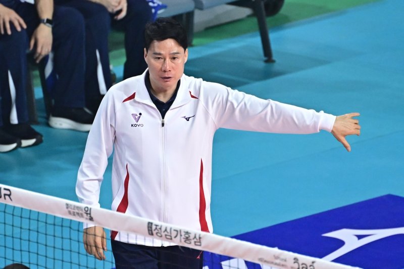 한국 강성형 감독 (출처=연합뉴스)