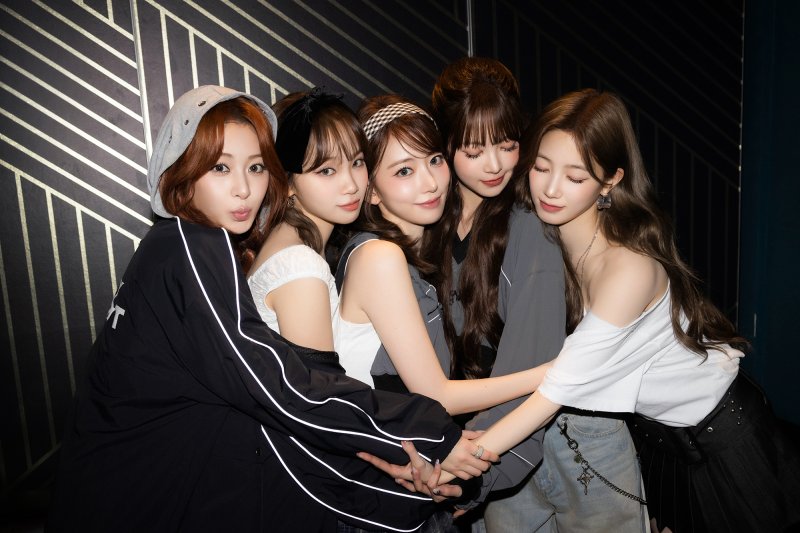 연탄재 함부로 발로 차지 마라…르세라핌, 열기 독기 결기 그리고 승기