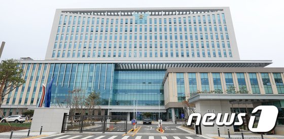 월세 때문에 스트레스 …원룸 베란다서 불 지른 30대