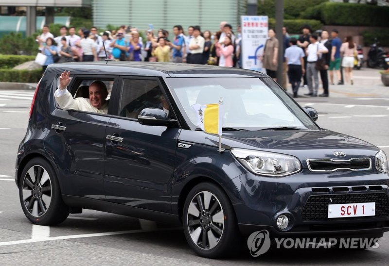 교황 프란치스코, 임종 시 남긴 재산은 단돈 100달러? 검소한 삶의 표상