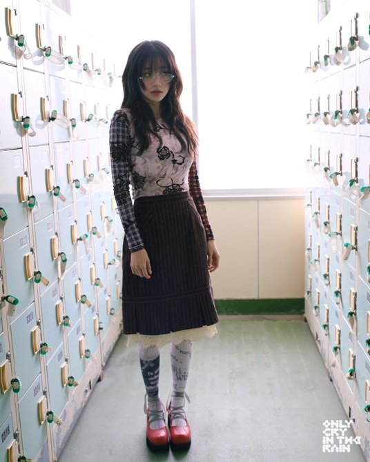 츄 "예고 없이 찾아오는 마음의 날씨, 숨기지 말아요"