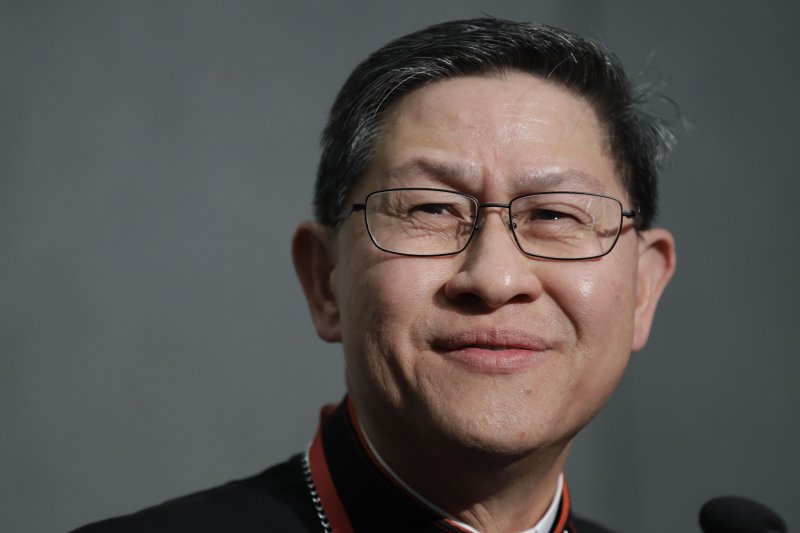 필리핀의 루이스 안토니오 타글레 추기경이 지난 2018년 10월 23일 바티칸에서 기자회견을 하고 있다.AP연합뉴스