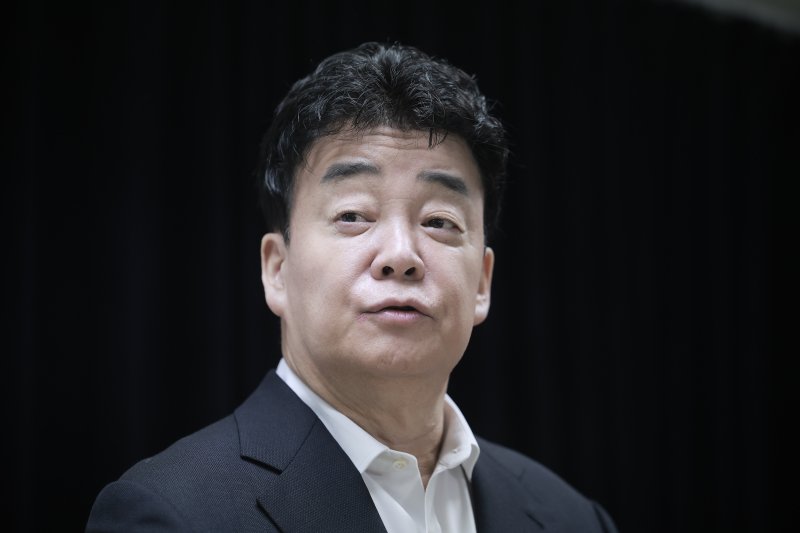 국민청원 올라온 '백종원 방지법'… "더본코리아, 여러 축제서 불법"