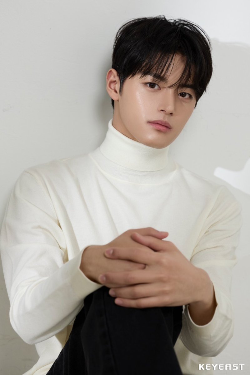 '정변 아이콘' 아역 박상훈→박수오 예명 변경…차승원·김희애 한솥밥