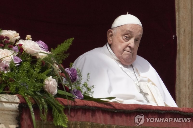 부활절 미사 참석한 프란치스코 교황 (출처=연합뉴스)