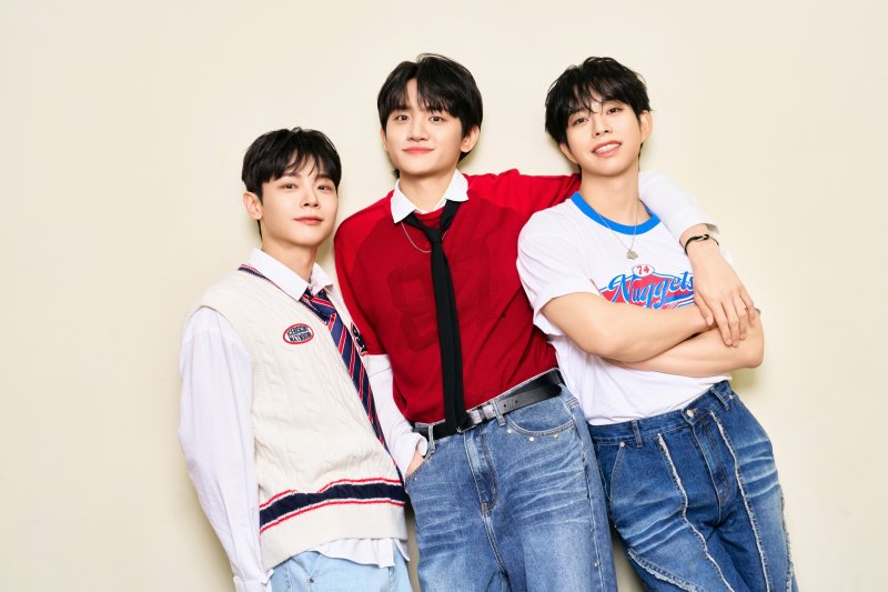 '컴백' 루시 "찌질한 가사…나의 힘듦에서 나오는 위로" [N인터뷰]