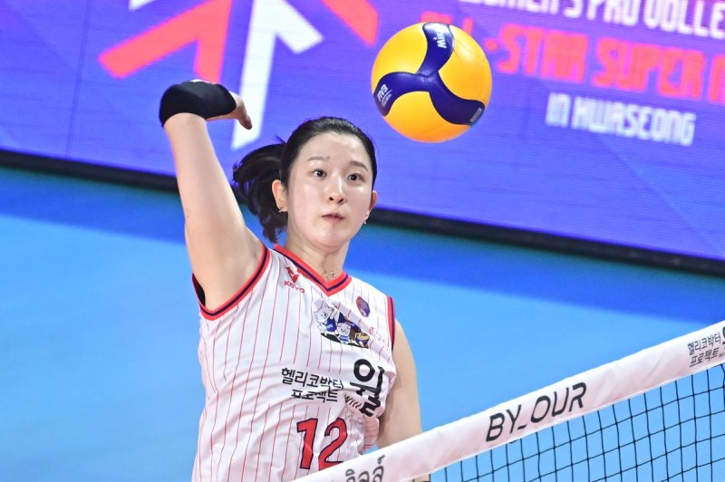 한국-태국 여자배구 올스타 슈퍼매치에 참가한 이다현 (출처=연합뉴스)