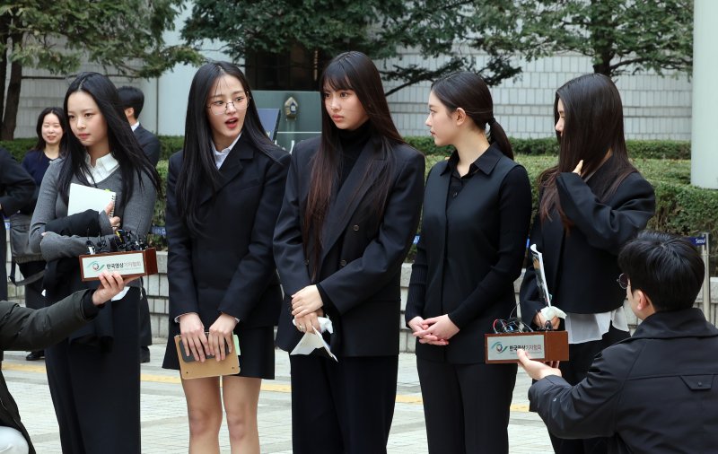그룹 뉴진스(왼쪽부터 하니, 민지, 혜인, 해린, 다니엘) ⓒ News1 황기선 기자