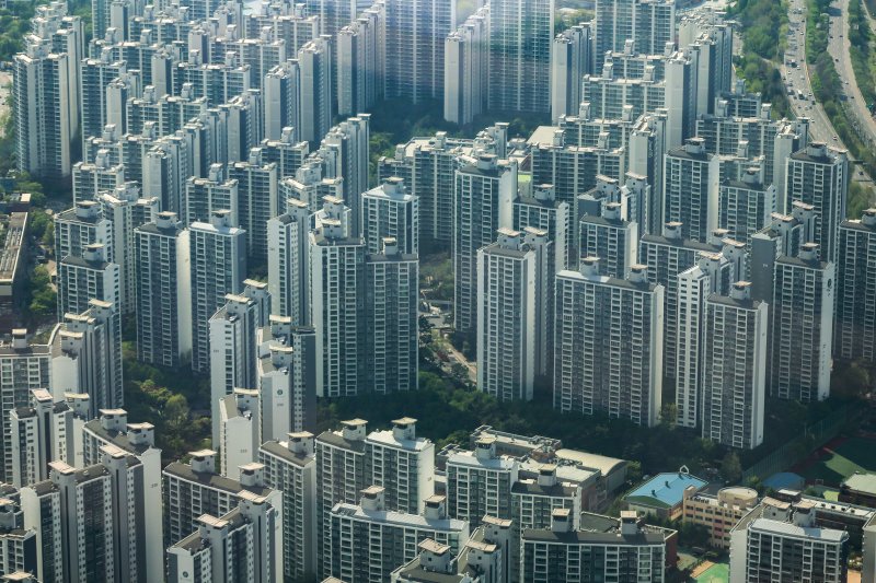 "토허제 이후 집값 쑥쑥 올라".. 서초·송파구 상승률 1위
