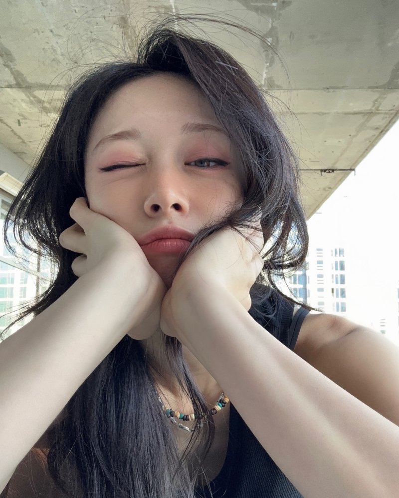 '이혼' 티아라 지연, 초근접 셀카로 독보적 미모 자랑 [N샷]