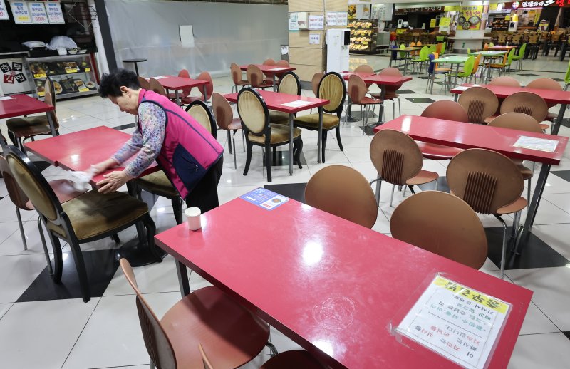 서울 시내 한 식당가가 한산한 모습을 보이고 있다. 2025.2.25/뉴스1 ⓒ News1 김도우 기자