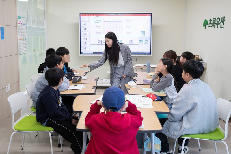 "우린 모두 대한민국 N년차"..이주배경 아동 진짜 성장 돕는 '초록우산'