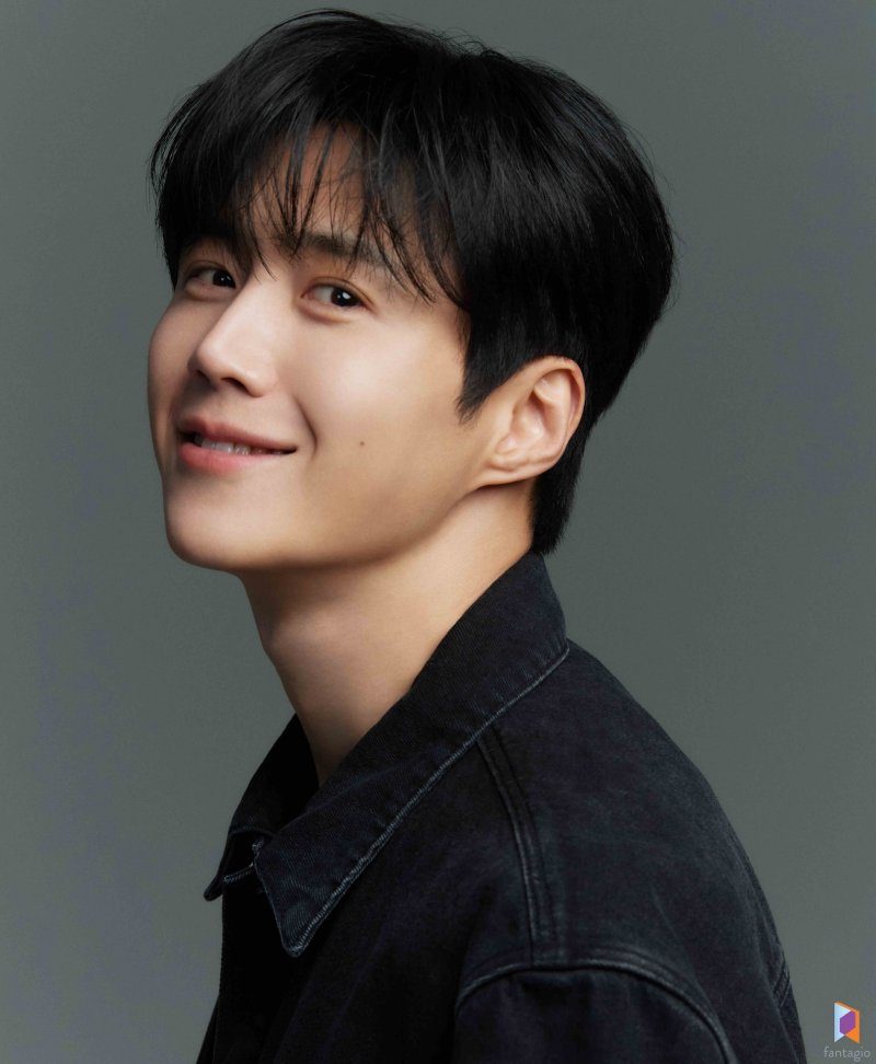 '판타지오行'  김선호, 청순한 새 프로필 [N컷]