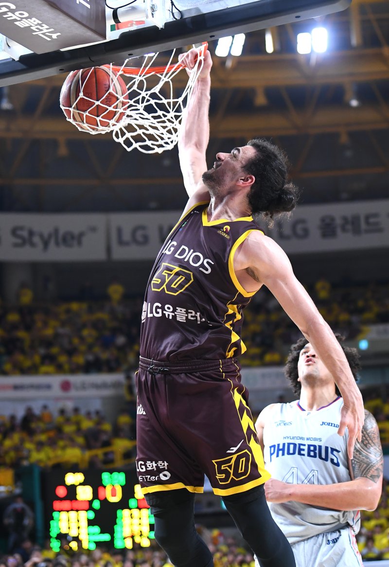 [서울=뉴시스] 프로농구 창원 LG의 아셈 마레이. (사진=KBL 제공)