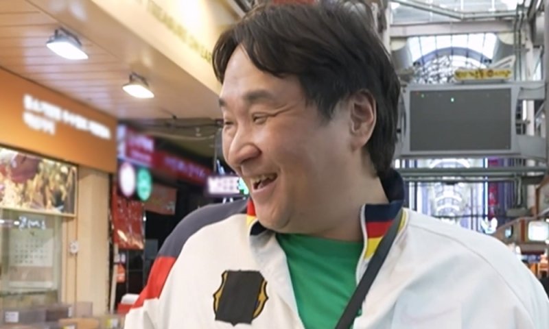 "너무 놀랐다"…'꽃분이 아빠' 구성환 등장에 부산 시장 '들썩'