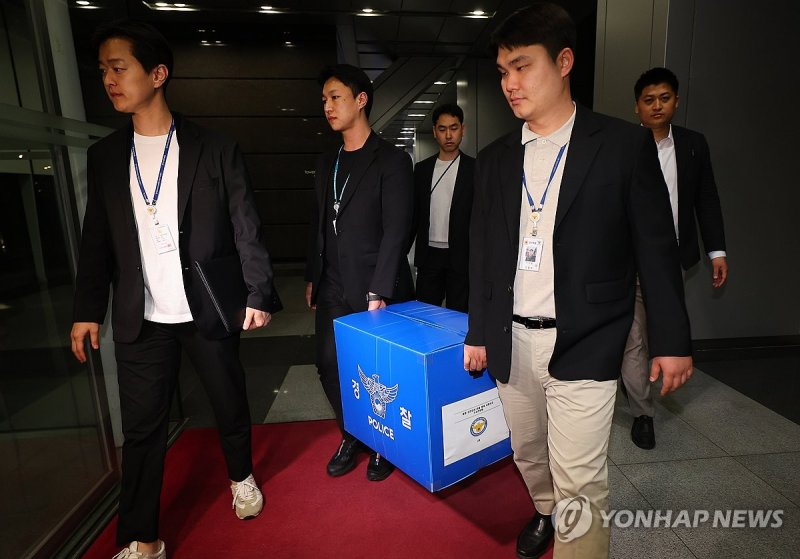 경찰·노동부 '신안산선 붕괴 사고' 포스코이앤씨 압수수색 (출처=연합뉴스)