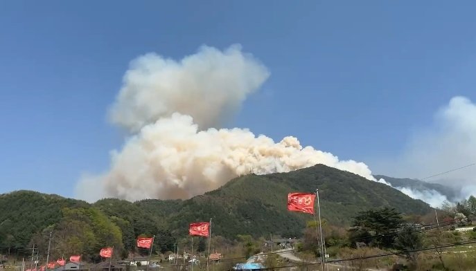 인제 하남리서 산불 (출처=연합뉴스)