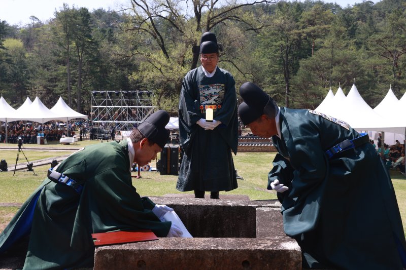 26일 강원 영월 장릉에서 조선 제6대 임금 단종의 고혼과 충신들의 넋을 기리기 위한 제58회 단종문화제가 열리고 있다.(영월군 제공, 재판매 및 DB 금지) 2025.4.26/뉴스1