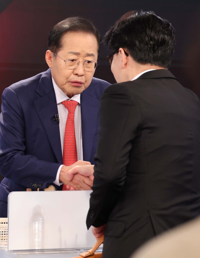 홍준표 “국힘에 극우는 한 사람도 없다”…한동훈 저격