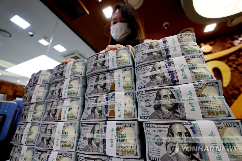 달러 약세에 투자자들 '저가 매수' 증가 (출처=연합뉴스)