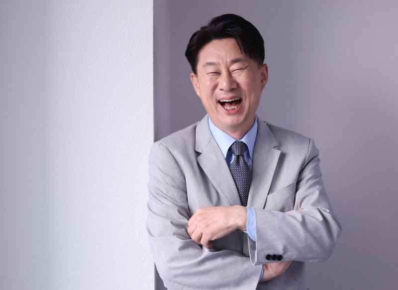 남희석 "'전국노래자랑'은 내 팔자…지역 정책도 공부" [코미디언을 만나다]①