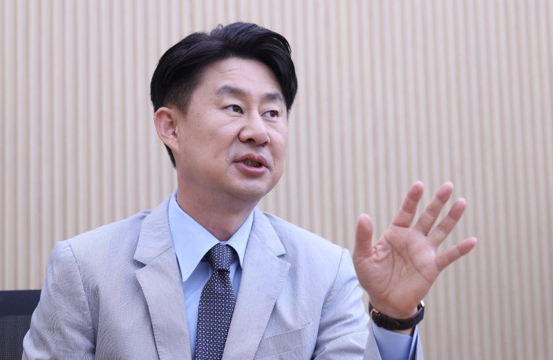 남희석 "'전국노래자랑' 1년…스며드는 MC될 것" [코미디언을 만나다]②